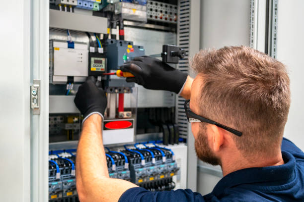 Best Circuit Breaker Repair  in Cypress Lake, FL